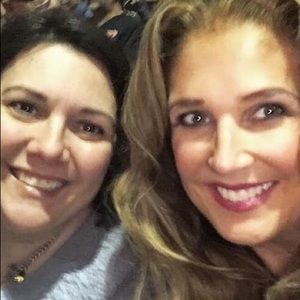 Meet your Poshers, Courtney and Janis